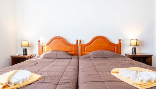 Cedars Tree House - Photo 5, towels