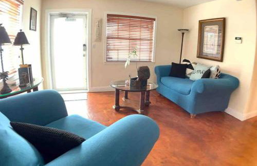 HOME AWAY FROM HOME Near Airport and Malls and Highways - Photo 3