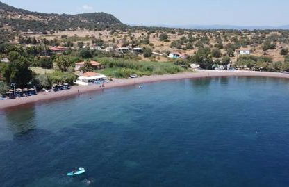 Seaside Apartment in Tsonia - Photo 2