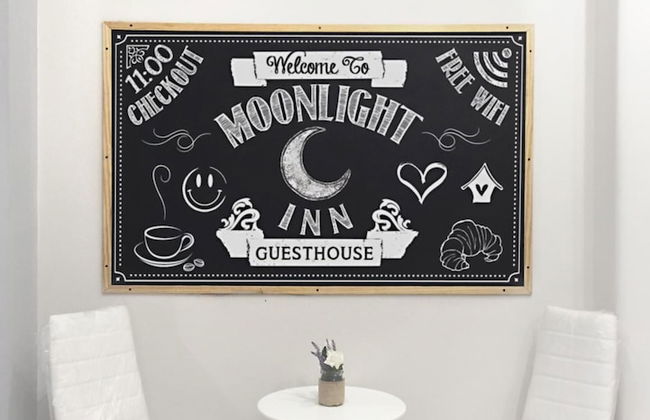 Moonlight Inn Guest House - Photo 39