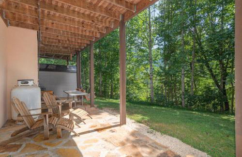 Secluded Cabin with Quality Furnishing and Hot Tub - Foto 51