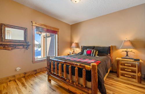 New! Black Bear Inn - Pet friendly - trailer parking - walk to lake - rustic - Foto 15