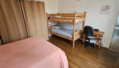 Appartement F2 Orléans 42m2, parking, 4 couchages et lit bébé - Foto 4