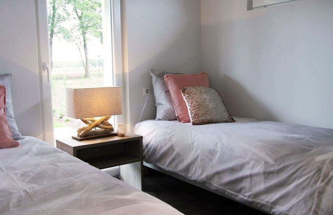 3 bedroom House in Nijkerk with swimming pool and terrace - Photo 5