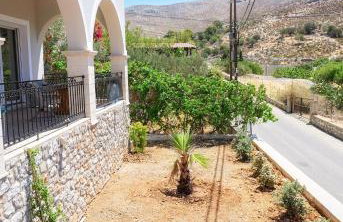 Maria's Private Residence - Photo 14