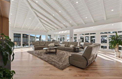 Exclusive Resort Escape - Heated Pool, Spa & Pickleball - Foto 12