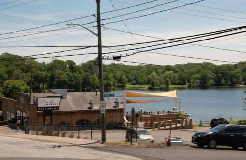 Lakeview Getaway with Hot Tub - Foto 50