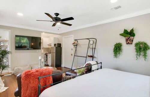 New Studio Apartment w Kitchen - A - Foto 6