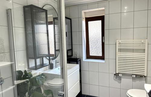 Spacious & Bright Family Escape - Photo 34