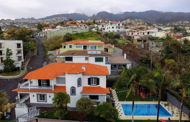 Funchal Apt- Sleeps 2 - Pool & Parking - Madeira - Foto 41