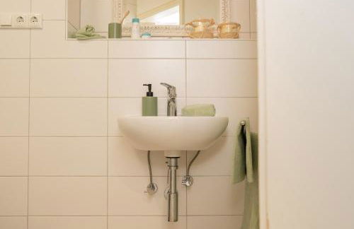 Einzigartiges Scandi Apartment - Innenstadt mit Parkplatz, Balkon & WLAN - Foto 13