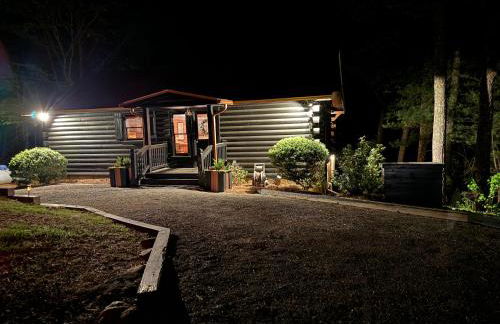 A Rustic Hideout - Foto 53