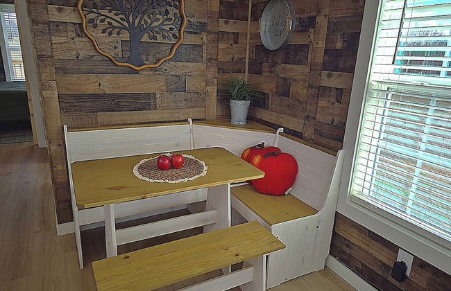 Redbud Tiny Home Resort - Photo 5