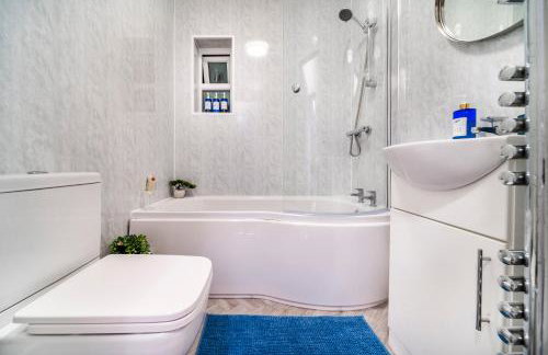 2 Bedroom House near Durham with Countryside Views - Photo 7