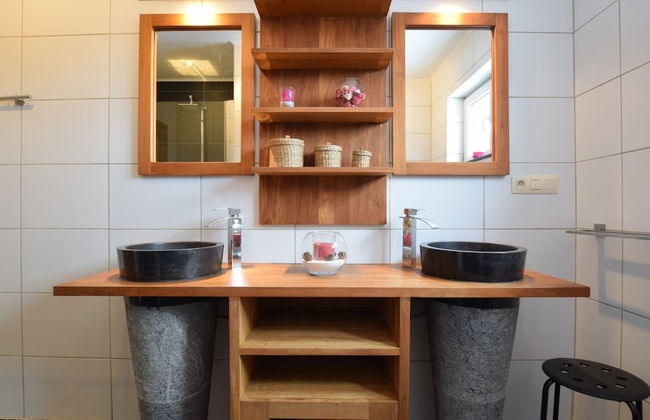 Luxurious Cottage in Libin Region With Sauna - Photo 14