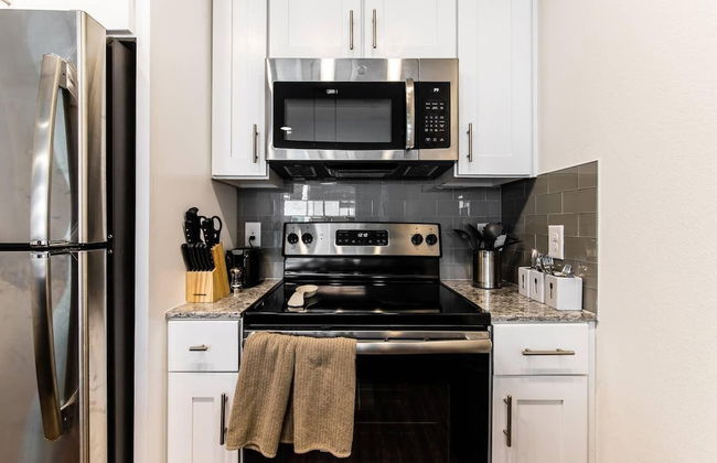 StayOvr at Legacy West - Windrose - Foto 48