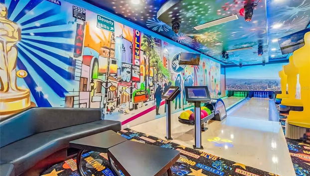 Ultimate Hollywood Themed Mansion for Big Groups - Foto 2, Habitación