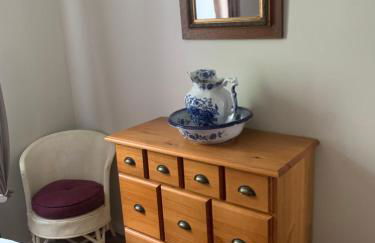 Two Cottages in Beautiful Brittany 5 Bedrooms Sleeps 10 Pets Welcome Heated Swimming Pool Free Wifi - Foto 24