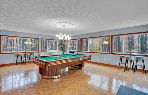 Winter Hideaway - Sled Hill, Hot Tub, Fireplace, Game Room - Foto 13