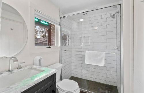 Downtown Napa HOT TUB Retreat - 3 Bed l 2 bath - Foto 36