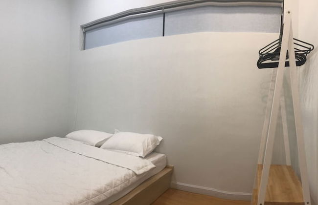 1988 Home - Apartments at Center District 1 - Foto 3