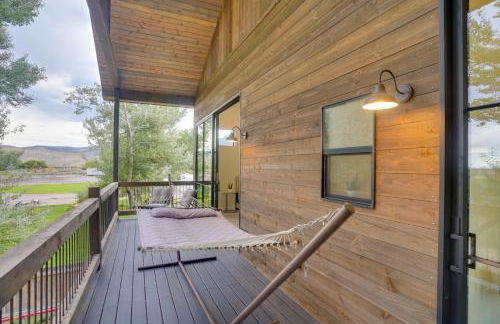 Chic Utah Getaway with Fireplace, Sauna and 2 Decks! - Photo 13