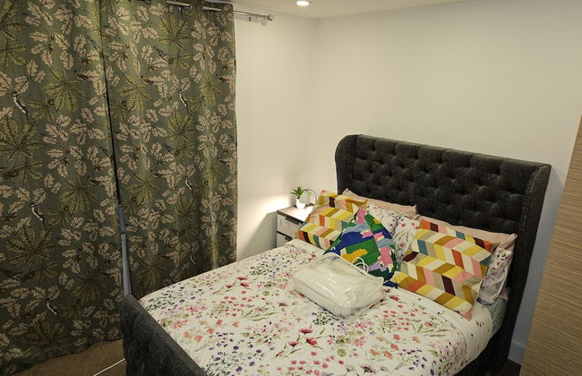 1 Bed Flat - Sleeps 2 - Parking - Garden - Foto 3