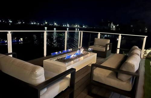 Waterfront Resort Style Villa - 5 min to fastwater - Foto 35