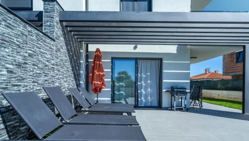 Villa Diana - Photo 4, sunbed