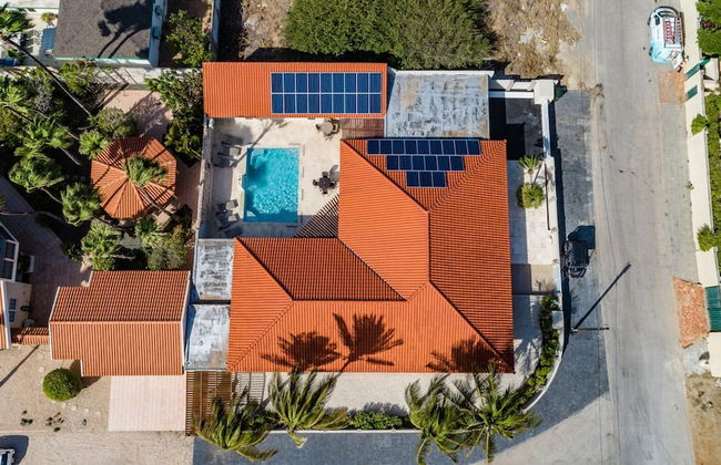 NEW Modern Cozy Studio Walking Distance to Beach - Foto 8