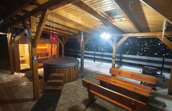 Ranczo Bieszczady 2 - Domek z Sauną i Jacuzzi - Foto 3