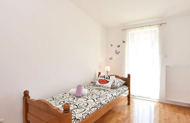 Serene Villa With Pool, Bbq, and Authentic Tavern Surrounded by Nature - Foto 2