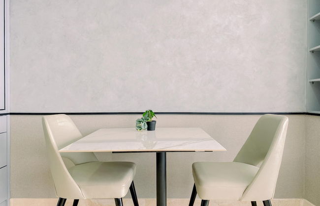 Good Deal And Elegant Studio Ciputra World 2 Apartment - Foto 9