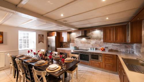 Thornhill House - Historic 5 Bedroom 5 Ensuite - Foto 4