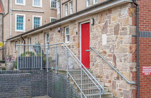 Caledonia House- Luxurious Sea View House Near Edinburgh by Urban Haggis Stays - Foto 11