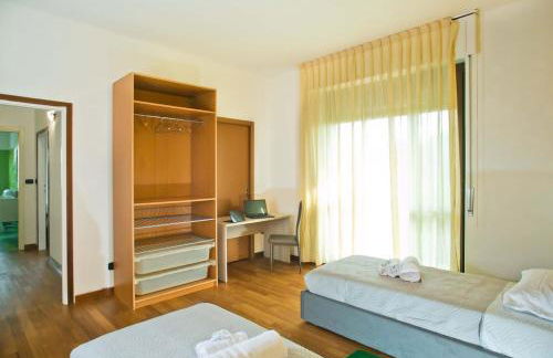 LA'DELI - Como - grande appartamento con parcheggio, nefltix, giardino, terrazzo - Foto 28