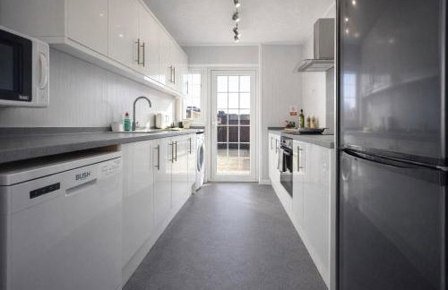 Peaceful Family & Workers Home Near Train Station - Foto 6