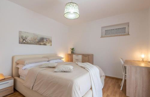 Villa Ida, a charming villa in a rustic setting - Foto 8