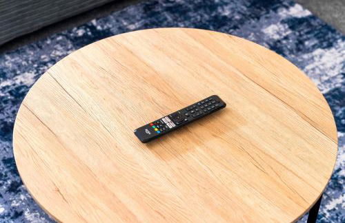 Two Bedroom Apartment - On Street Parking Available - Netflix - Wifi - Top Rated - 311M - Photo 17