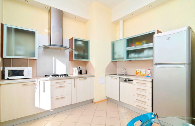 Feelathome on Lower Nevsky - Photo 42