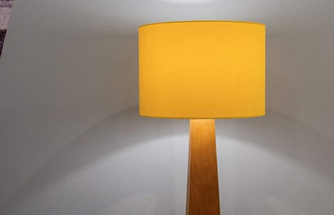 Xuru Stays I Waterfront Designer 2BR - 5 min to Airport - Foto 30