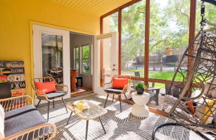 Hacienda SoCo - Fire Pit & 3 Min Walk to SoCo - Foto 31