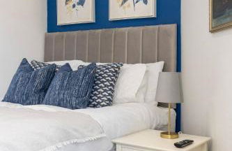 Perfect Flat Next To Highgate Station - Photo 3