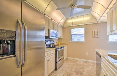 Pool Access and Kayaks Indian Shores Townhome - Foto 12