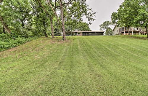 Norfork Getaway Walk in White River Access! - Foto 27