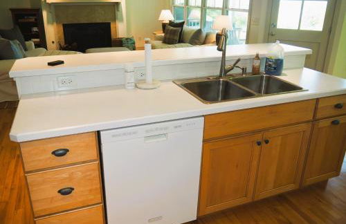 Sandhill House - Spectacular Lake Home with Toys! - Foto 26