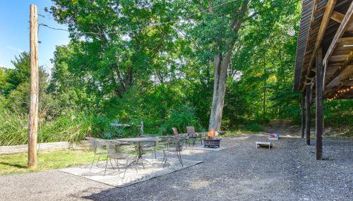 Pet-Friendly Delta Cabin with Private Hot Tub! - Foto 3