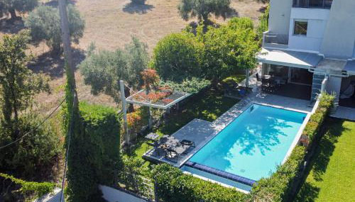 Deluxe Chrousso Pool Villa - Foto 2