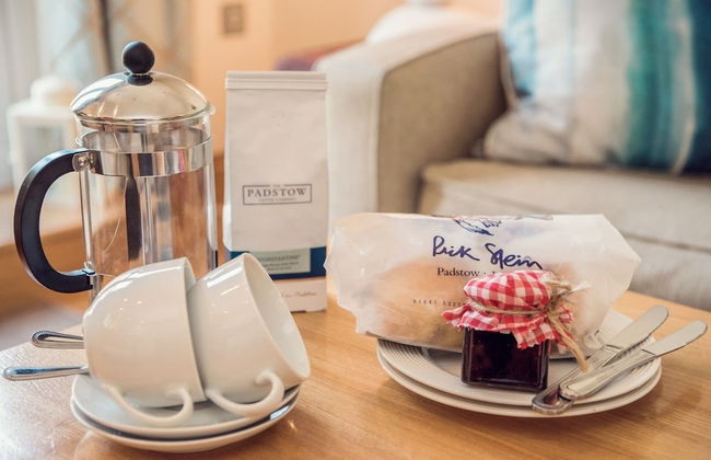 Padstow Breaks - Duke House - Photo 46