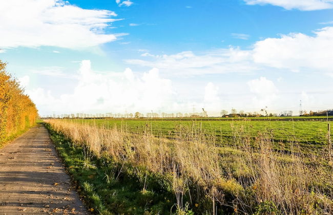 Charming Vacation Home With Terrace - Photo 37